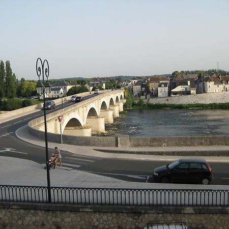 Appartement De Charme Climatise Pour 6 A 8 Pers Amboise Cameră foto