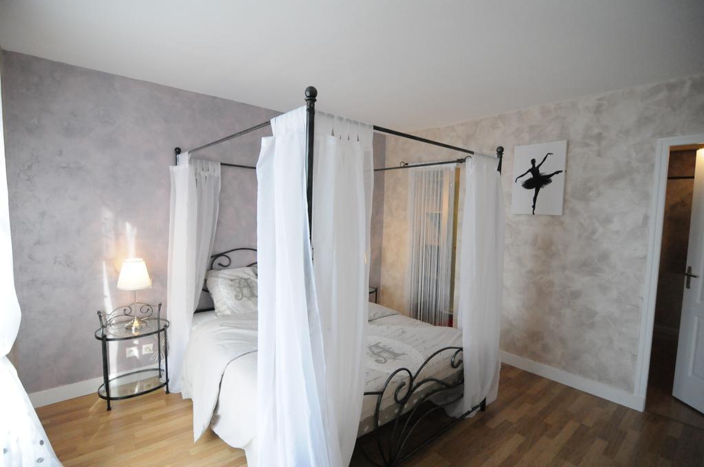 Appartement De Charme Climatise Pour 6 A 8 Pers Amboise Cameră foto